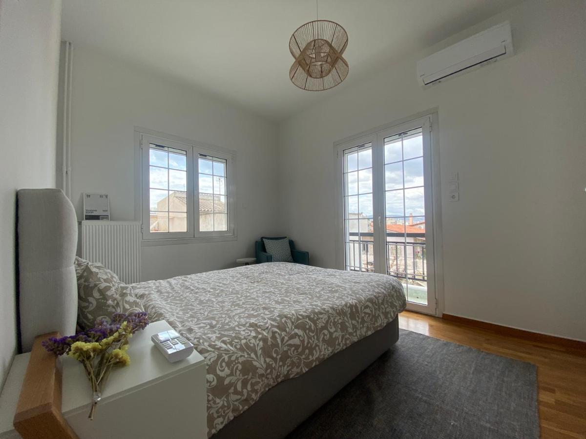Faliro Comfort Apartment 10 Mins Walking To The Beach Atenas Exterior foto