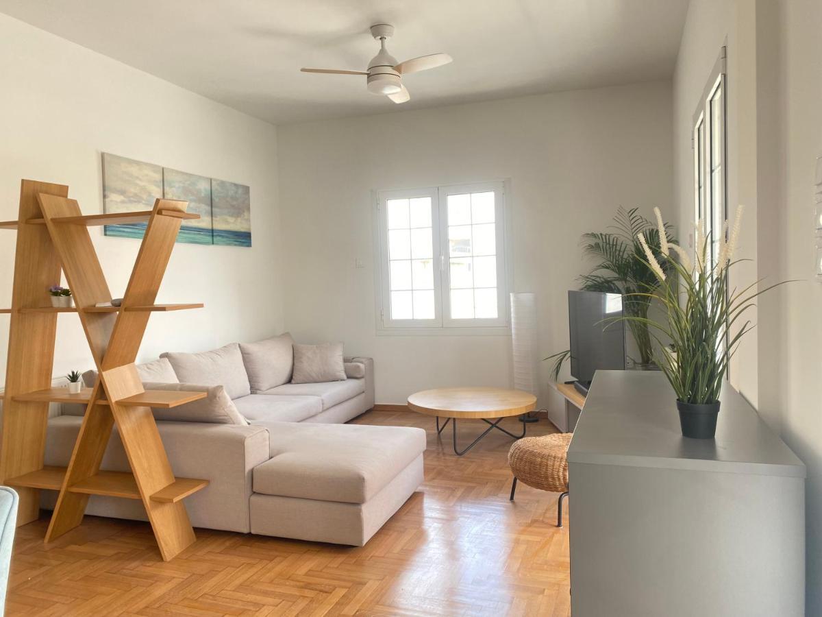 Faliro Comfort Apartment 10 Mins Walking To The Beach Atenas Exterior foto